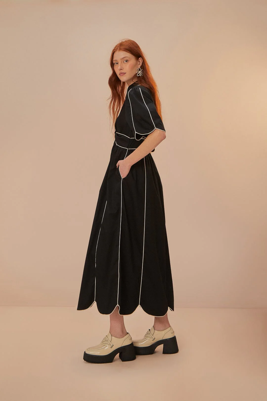 Black And White Short Sleeve Midi Dress - Image 3