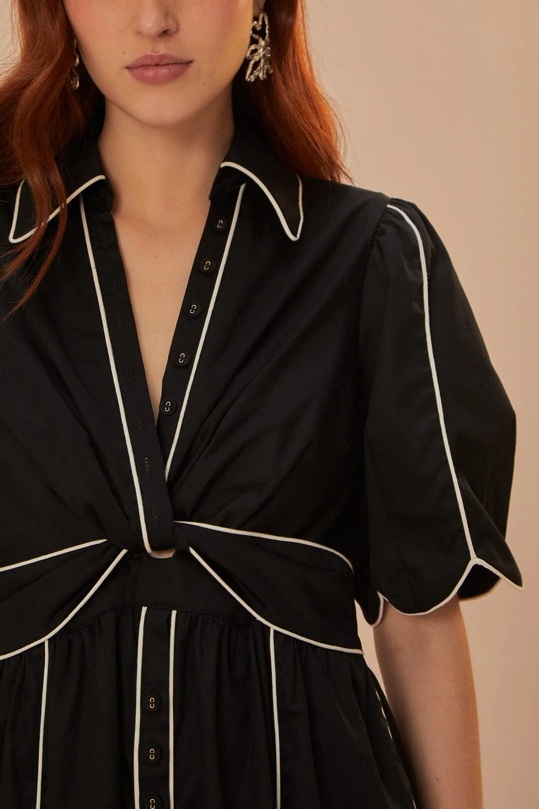 Black And White Short Sleeve Midi Dress - Image 4