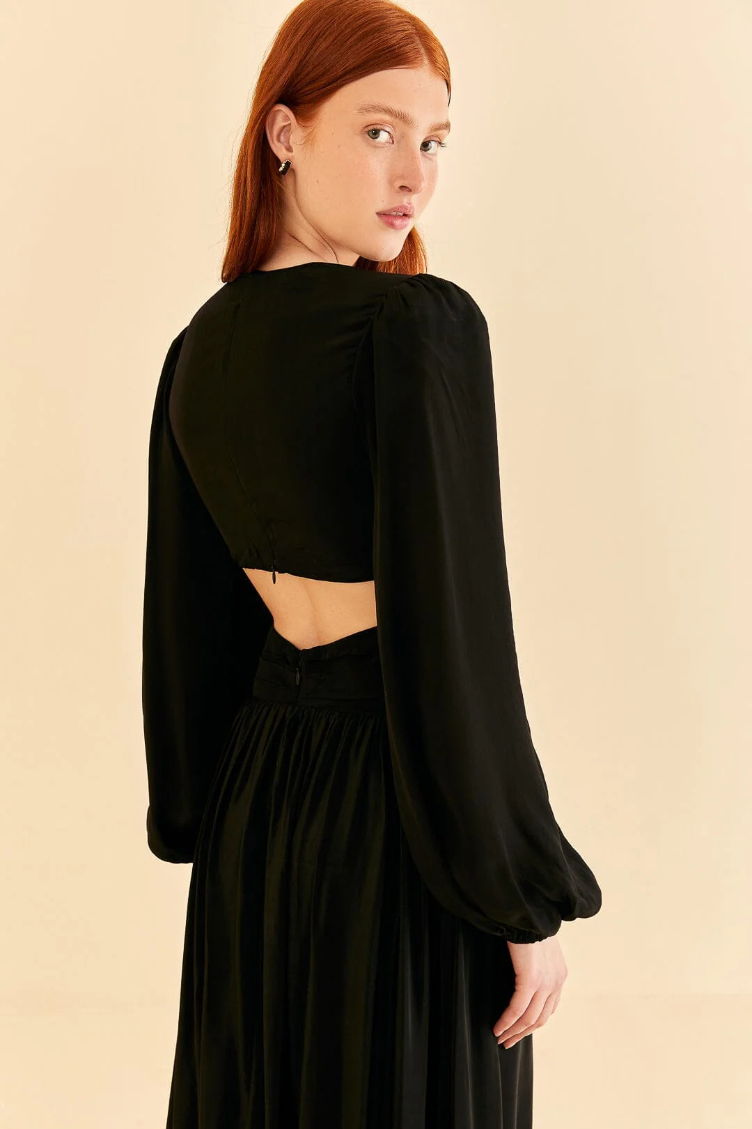Black Cut Out Long Sleeve Maxi Dress - Image 5