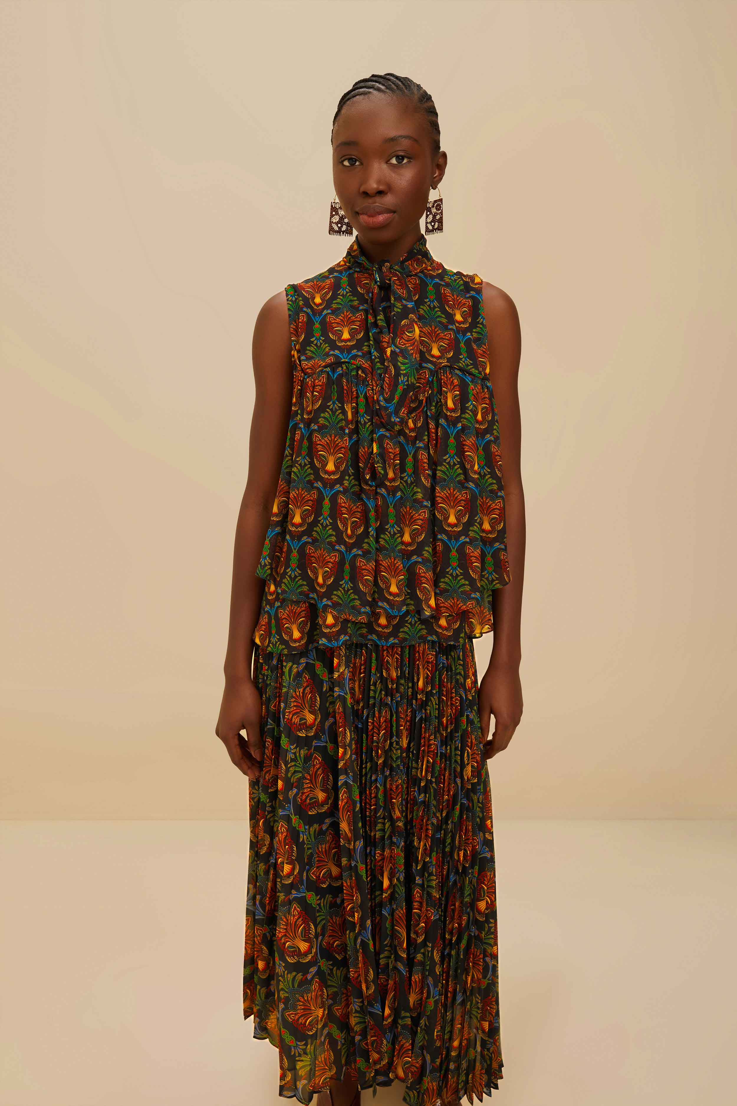 Black Boho Panther Pleated Maxi Skirt - Image 3