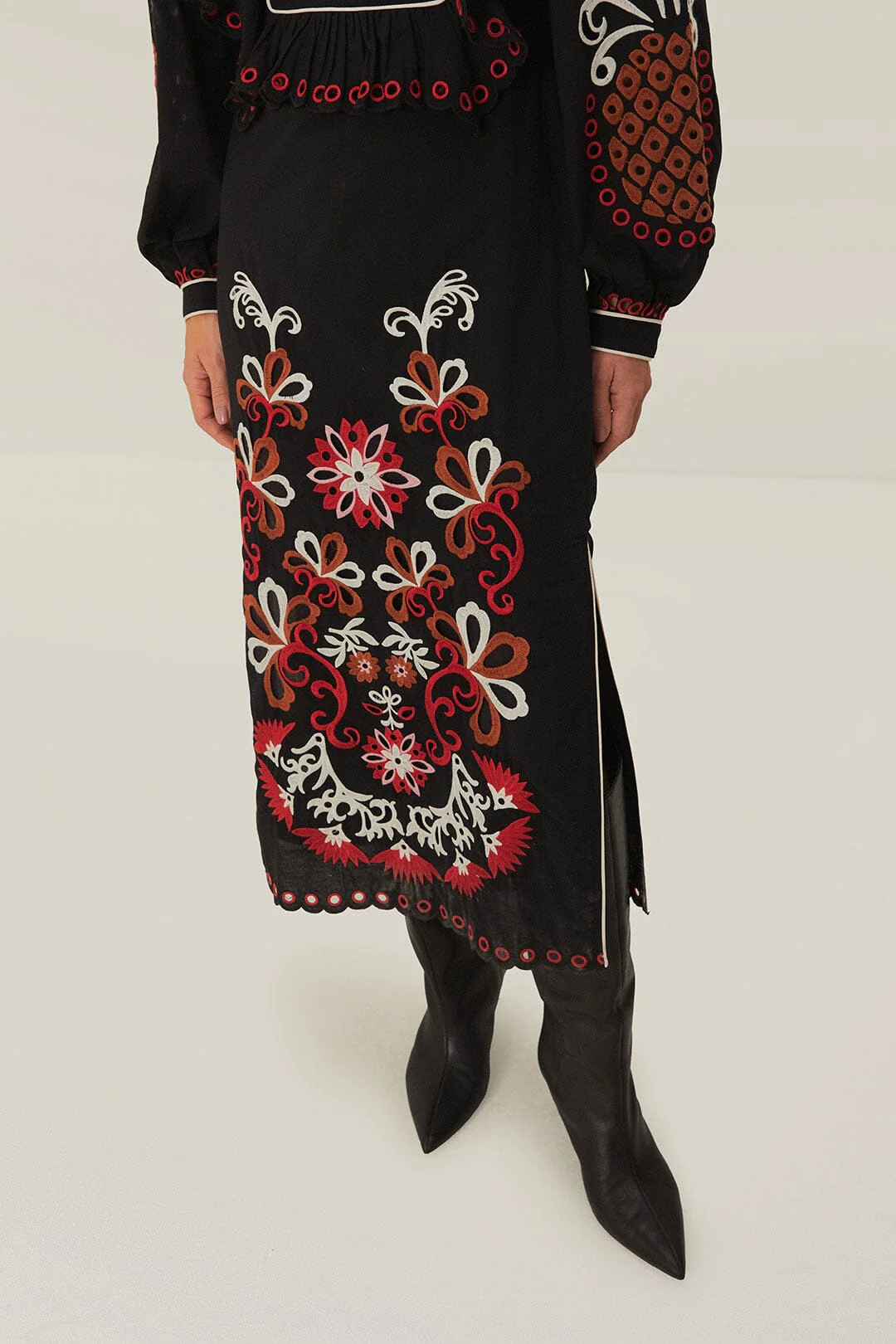 CASHEW MANDALA RICHILIEU LONG SLEEVE MAXI DRESS - Image 4