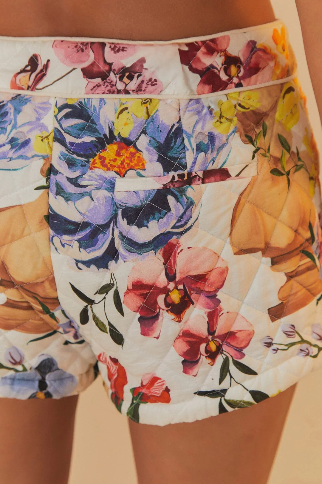 Off-White Greek Garden Shorts - Image 5