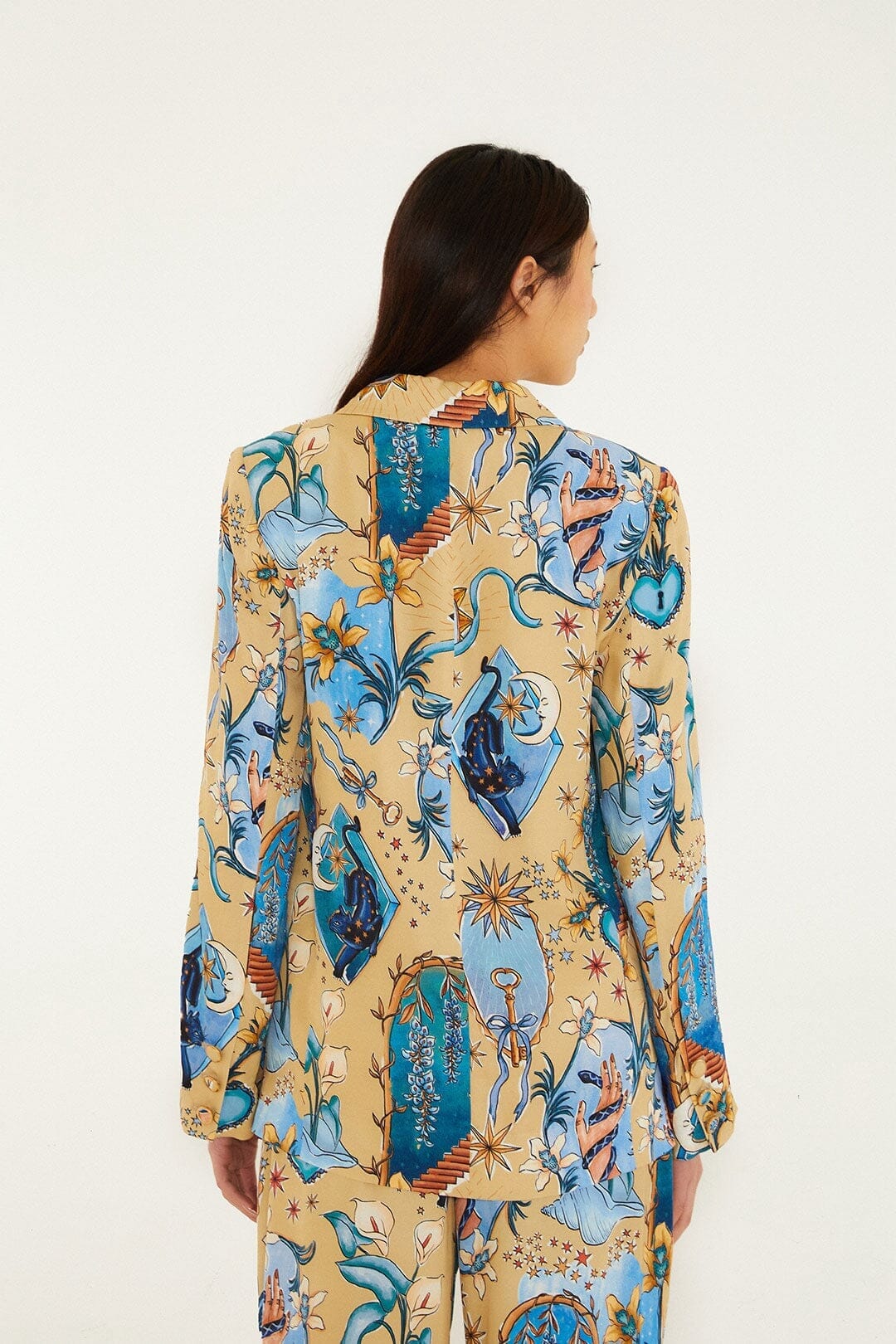 Sand Mystical Notched Lapel Lenzing Ecovero Viscose Blazer - Image 3