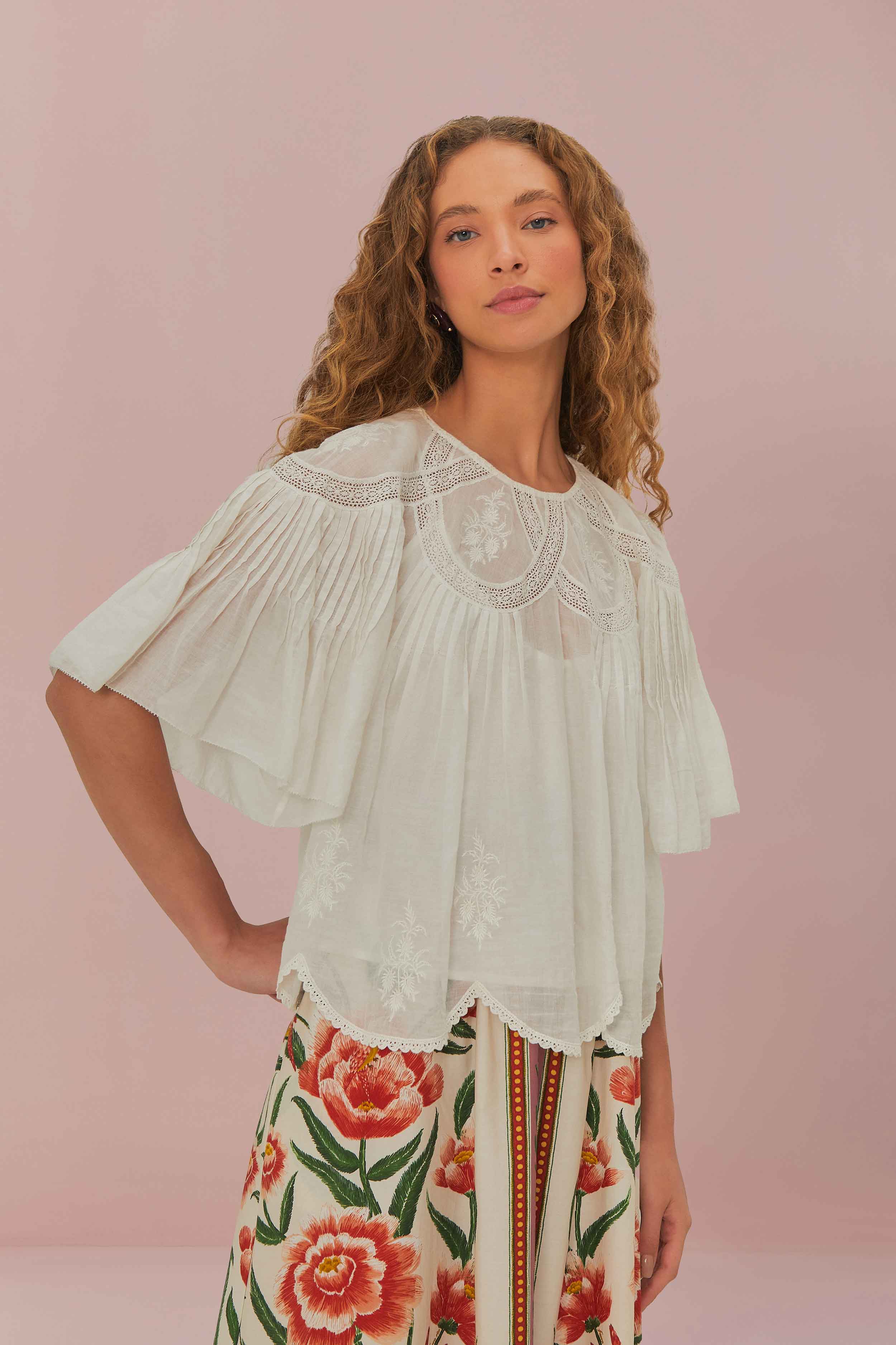 OFF-WHITE EMBROIDERED SHORT SLEEVE BLOUSE