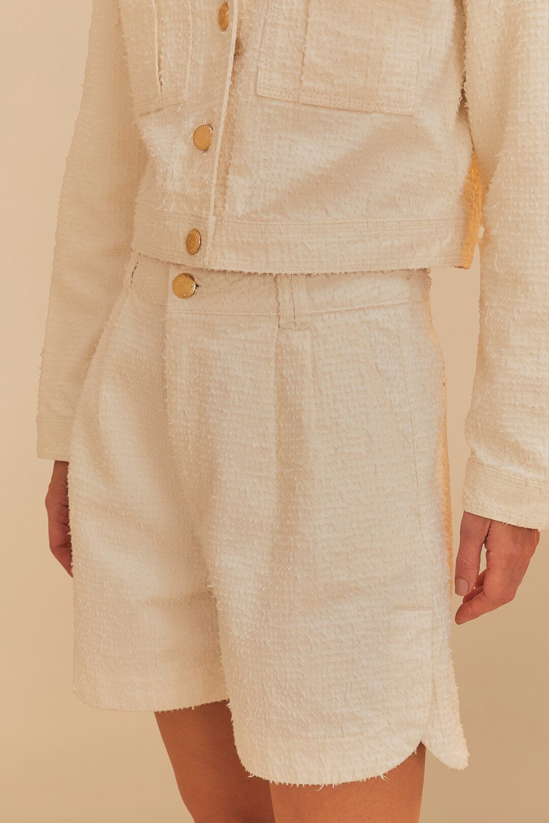 Off-White Twill Laser Pleated Shorts - Image 5