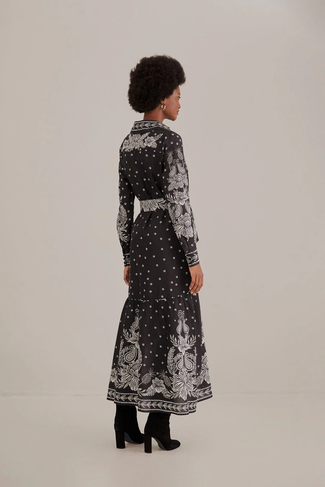 Black Paisley Bloom Maxi Dress - Image 4