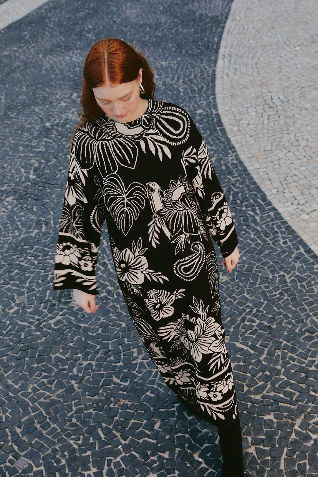 Black Paisley Bloom Knit Dress - Image 2