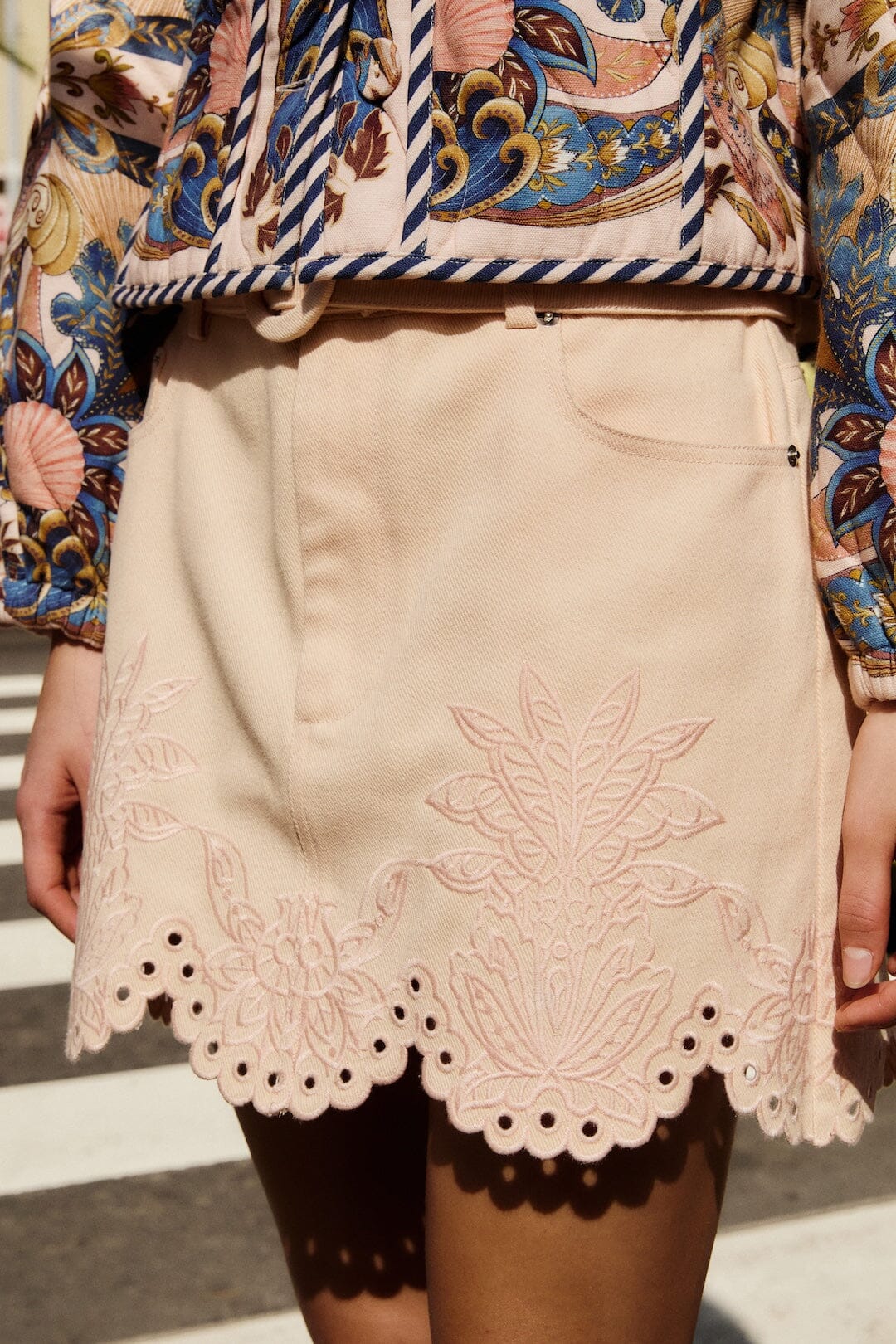 Soft Pink Geometric Richelieu Twill Mini Skirt - Image 2