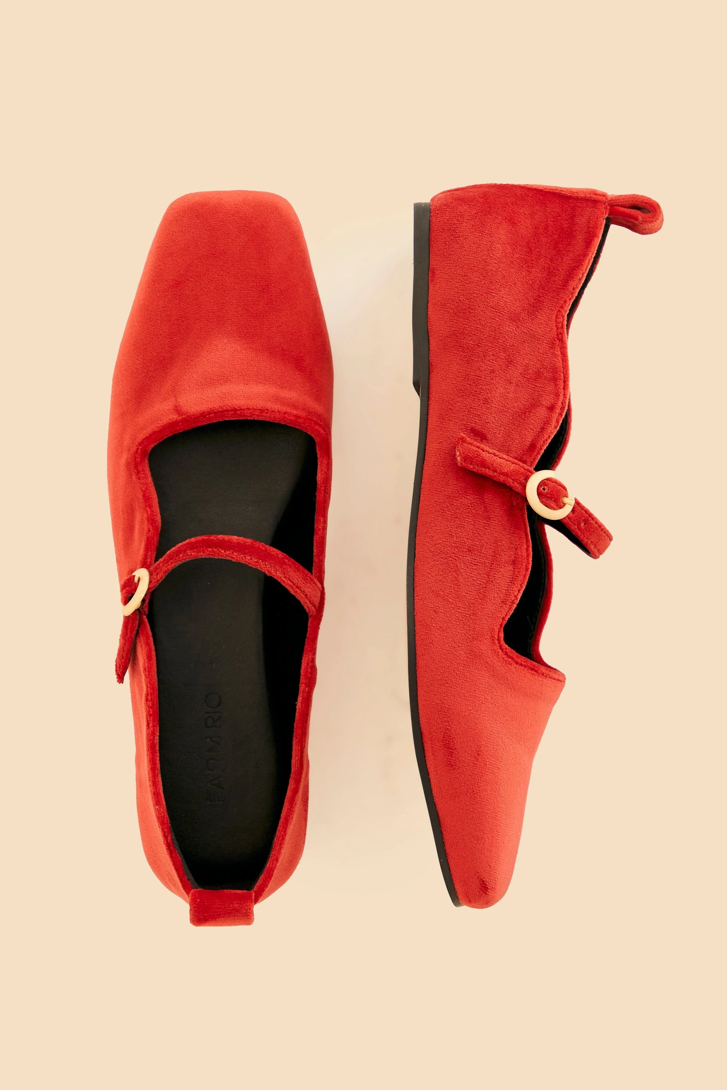 Red Pointed Toe Pump - Image 4