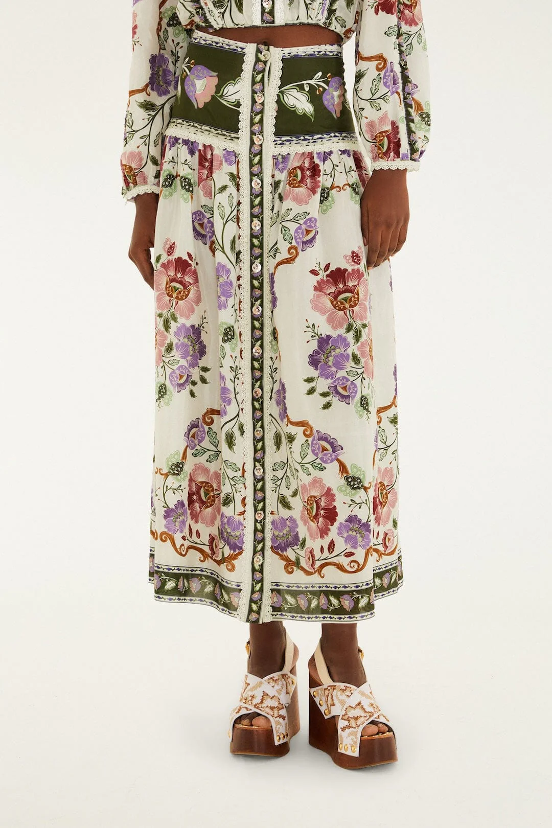 Cream Rococo Flowers Lace Buttoned Midi Skirt - Image 2