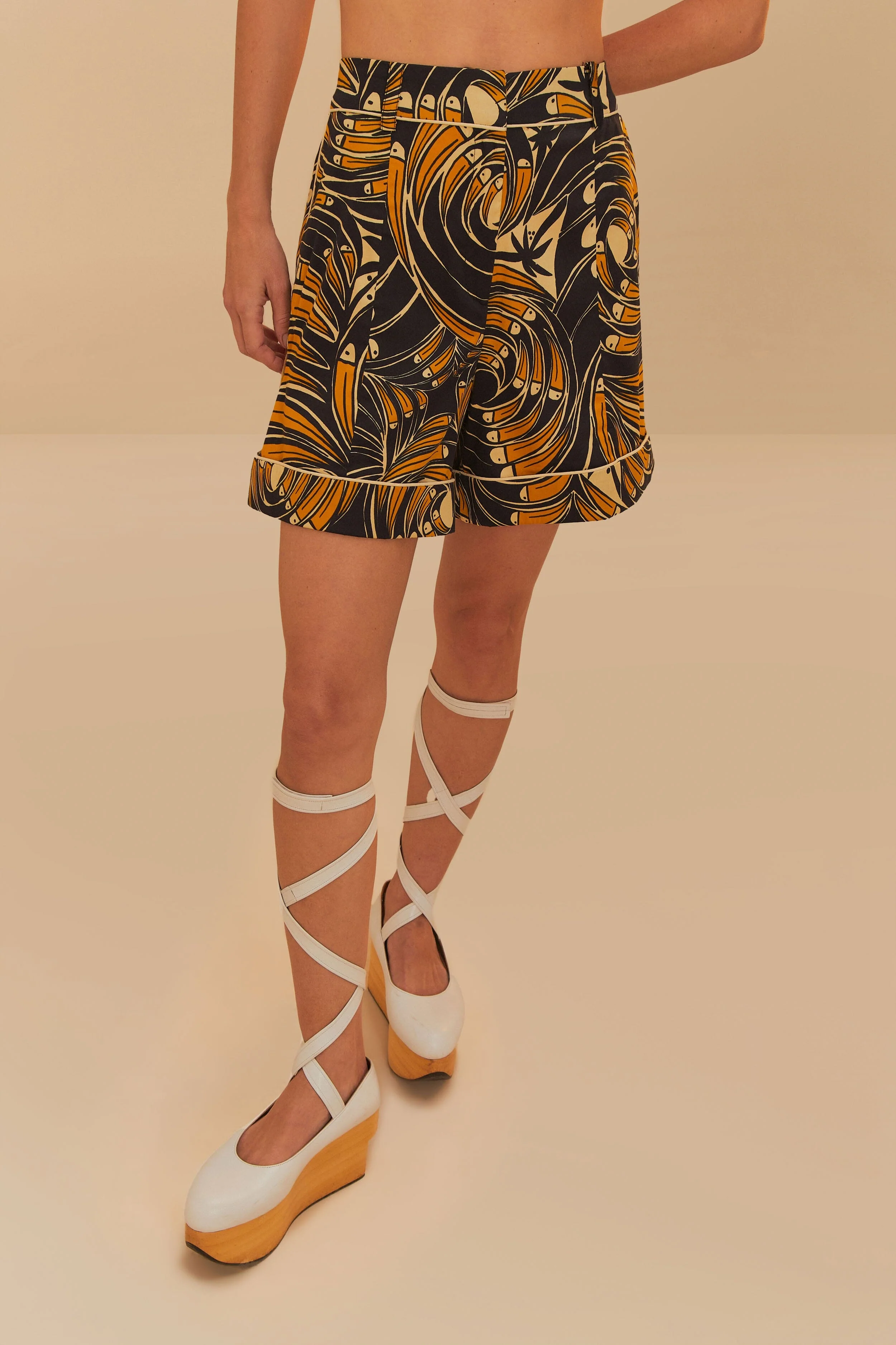 TOUCAN SPIRALS SHORTS - Image 2