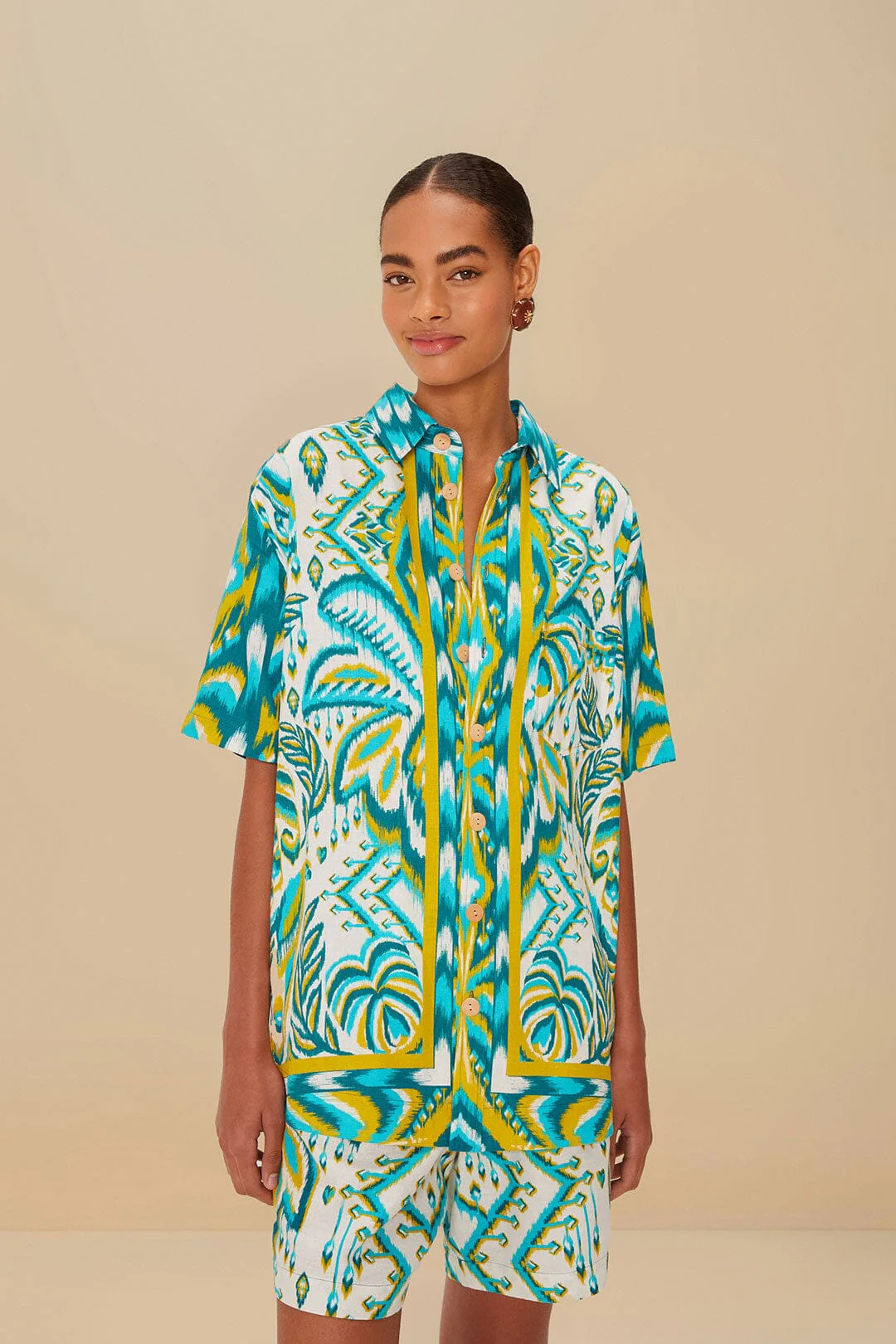 Sand Tropical Tapestry LENZING™ ECOVERO™ Euroflax™ Shirt
