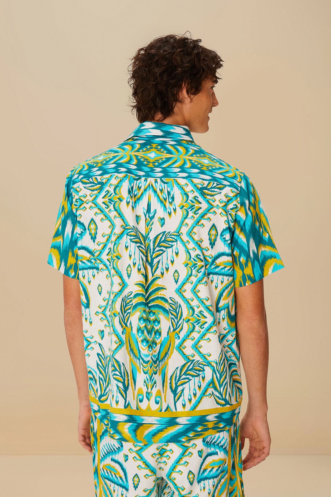 Sand Tropical Tapestry LENZING™ ECOVERO™ Euroflax™ Shirt - Image 6