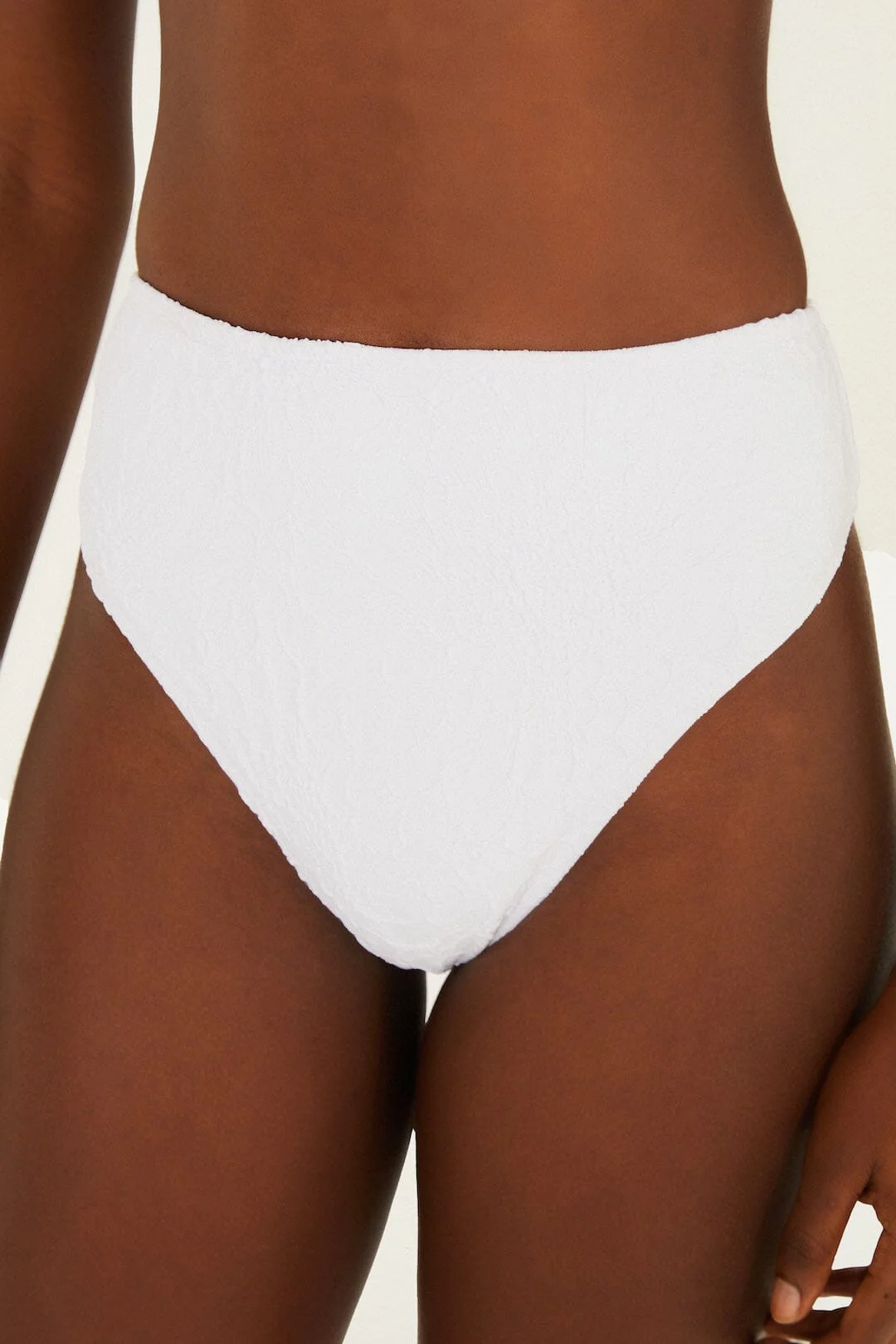 White Gerbera Daisy High Waist Bikini Bottom - Image 2