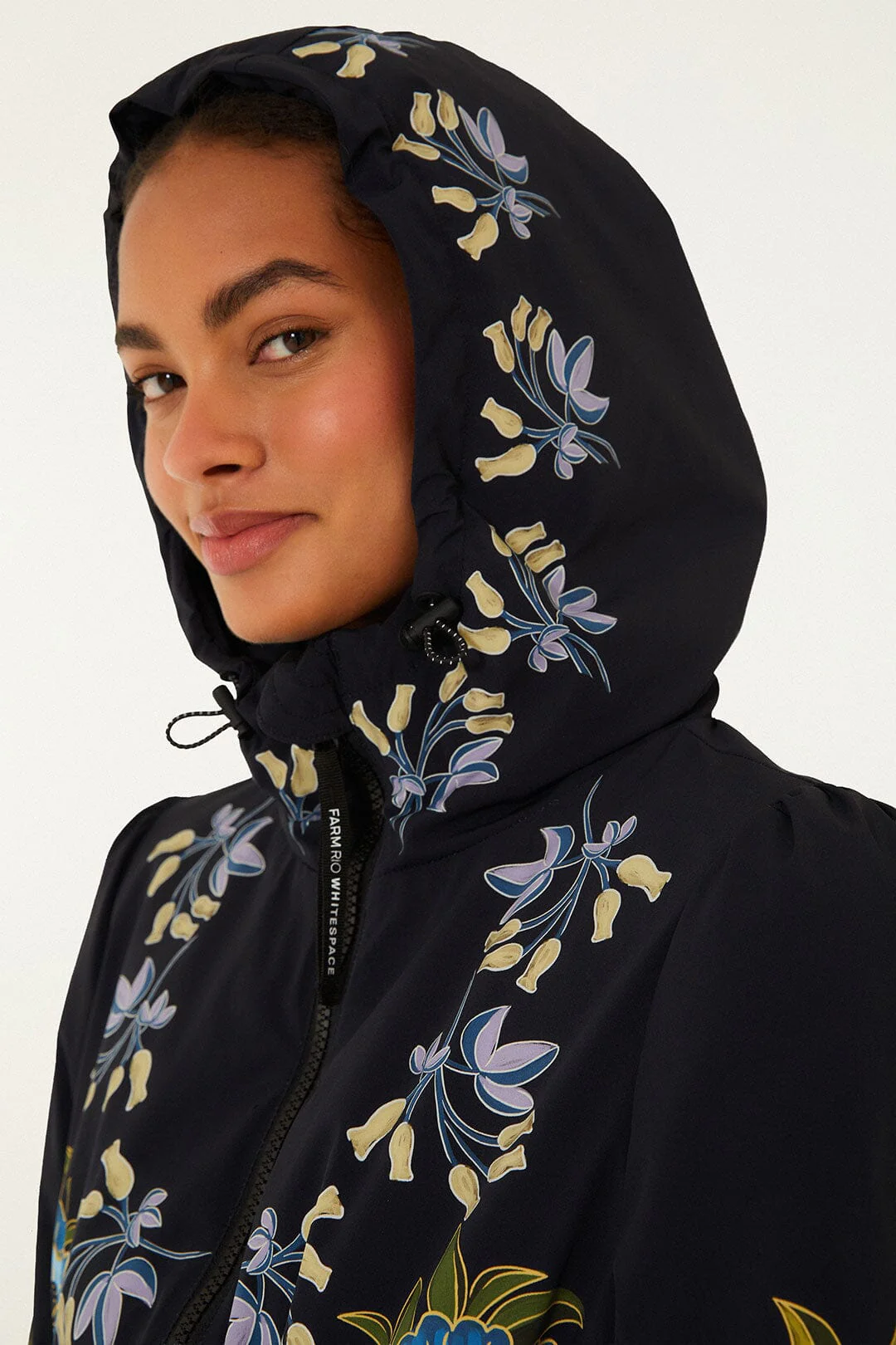 Black Winter Garden Hooded Belted Puffer Ski Jacket - Image 4