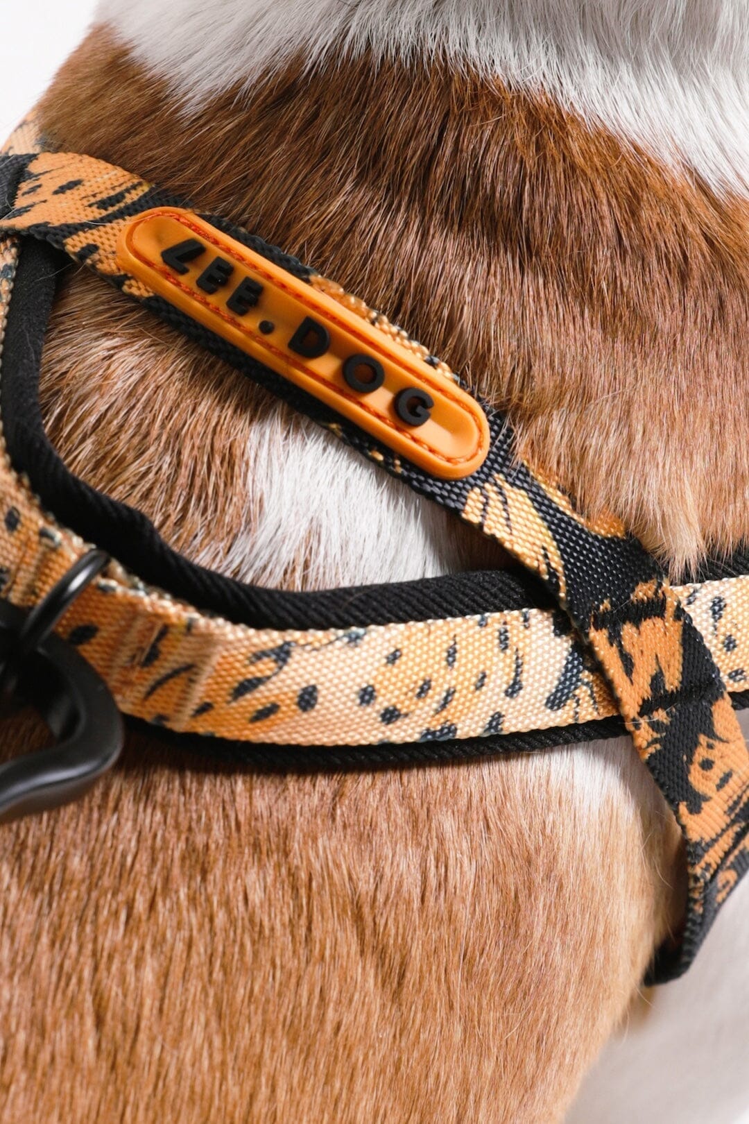 Zeedog Farm Bananas Softer Walk - Size M - Image 4